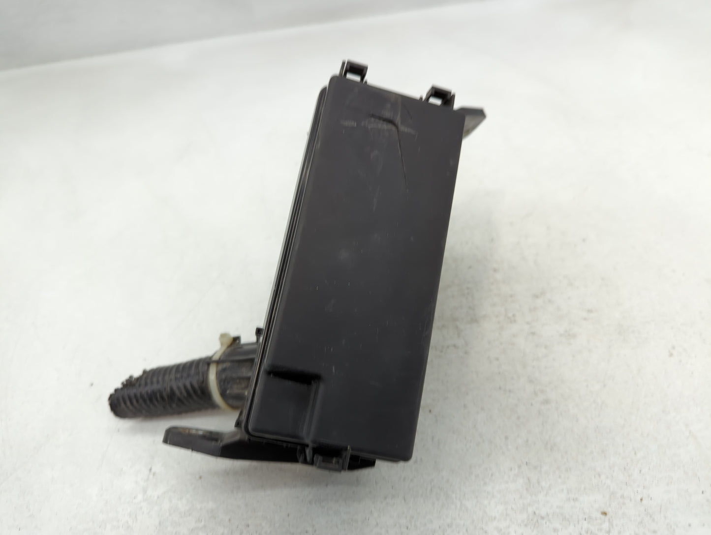 2020 Honda Hr-V Fusebox Fuse Box Panel Relay Module P/N:T7A-A11 PP-1D10, 4063-Y-1 2 Fits Fits 2015 2016 OEM Used Auto Parts 