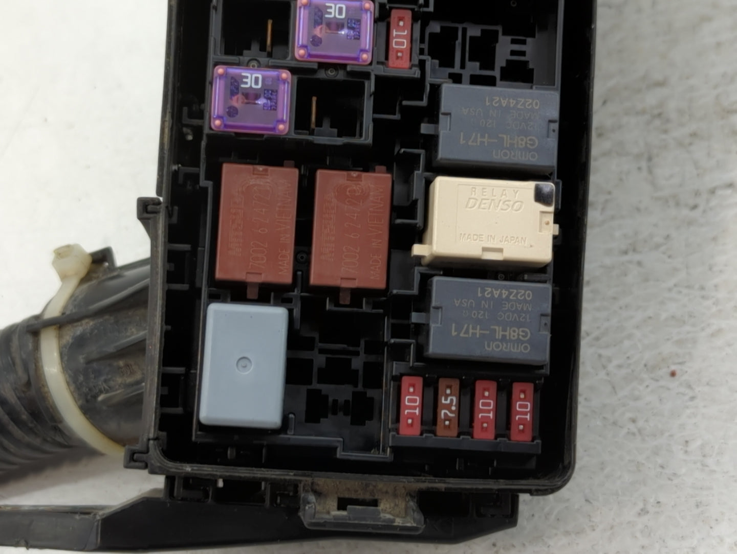 2020 Honda Hr-V Fusebox Fuse Box Panel Relay Module P/N:T7A-A11 PP-1D10, 4063-Y-1 2 Fits Fits 2015 2016 OEM Used Auto Parts 