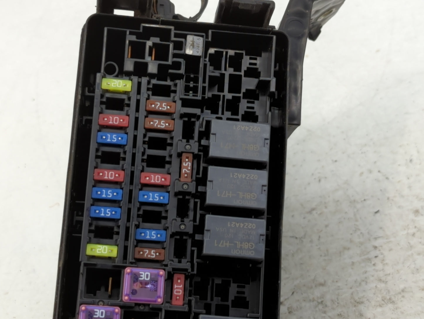2020 Honda Hr-V Fusebox Fuse Box Panel Relay Module P/N:T7A-A11 PP-1D10, 4063-Y-1 2 Fits Fits 2015 2016 OEM Used Auto Parts 