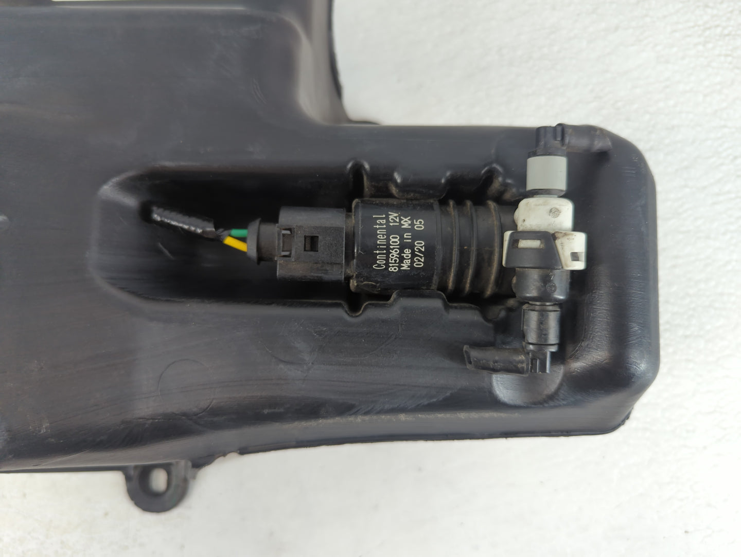 2020 Honda Odyssey Windshield Washer Fluid Reservoir Bottle - Oemusedautoparts1.com