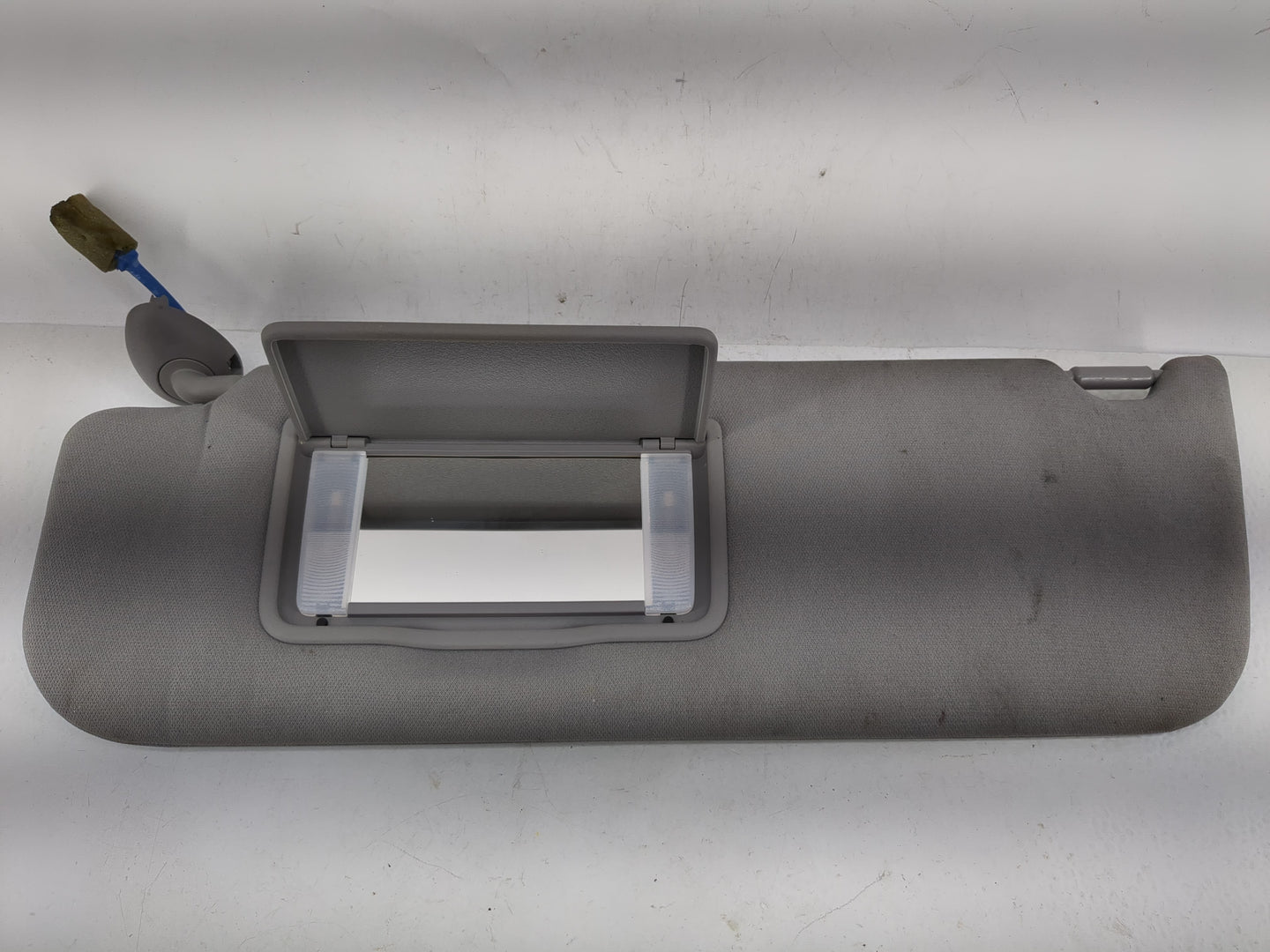 2020 Honda Odyssey Sun Visor Shade Replacement Driver Left Mirror Fits OEM Used Auto Parts - Oemusedautoparts1.com