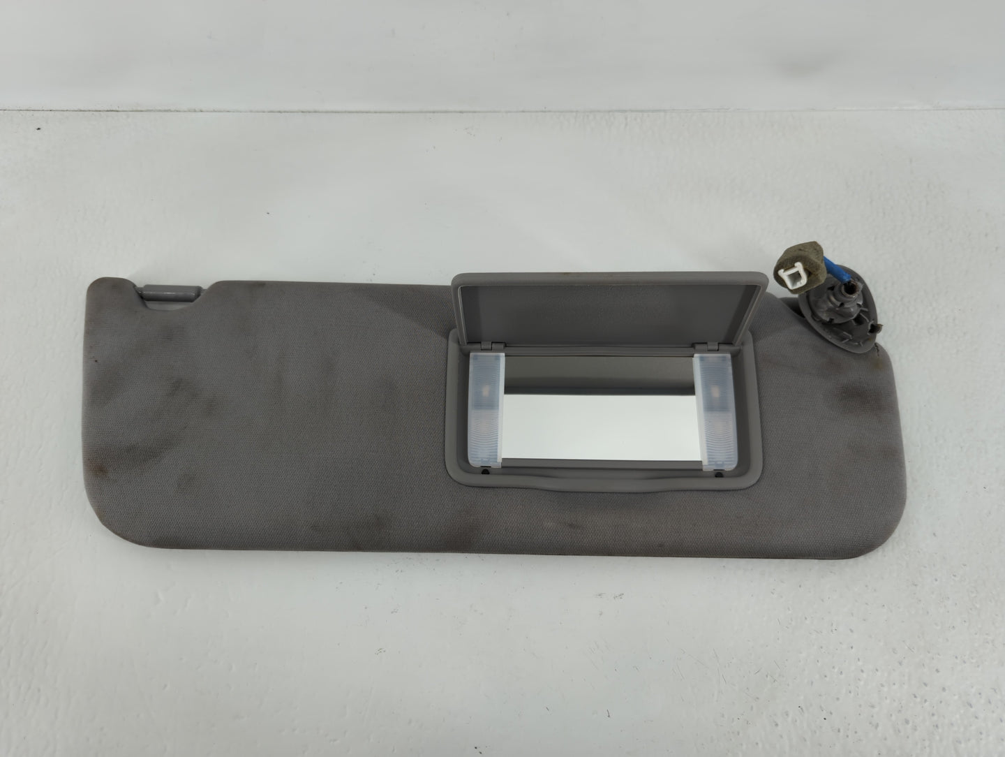 2020 Honda Odyssey Sun Visor Shade Replacement Passenger Right Mirror Fits OEM Used Auto Parts - Oemusedautoparts1.com