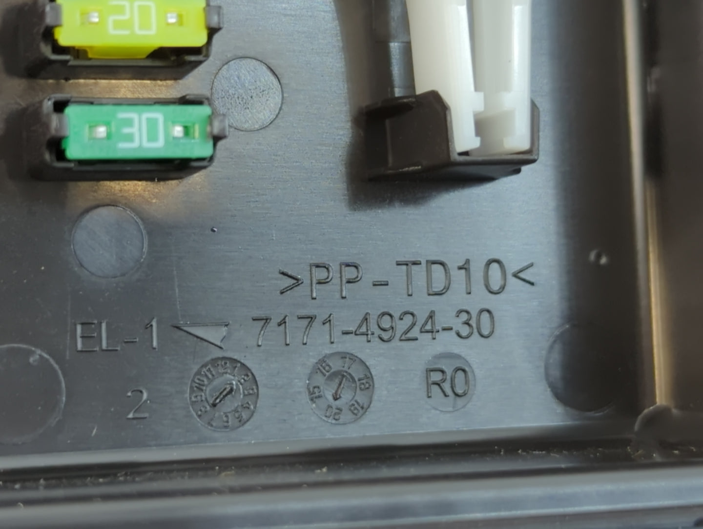 2020 Honda Odyssey Fusebox Fuse Box Panel Relay Module P/N:7171-4924-30 Fits OEM Used Auto Parts - Oemusedautoparts1.com