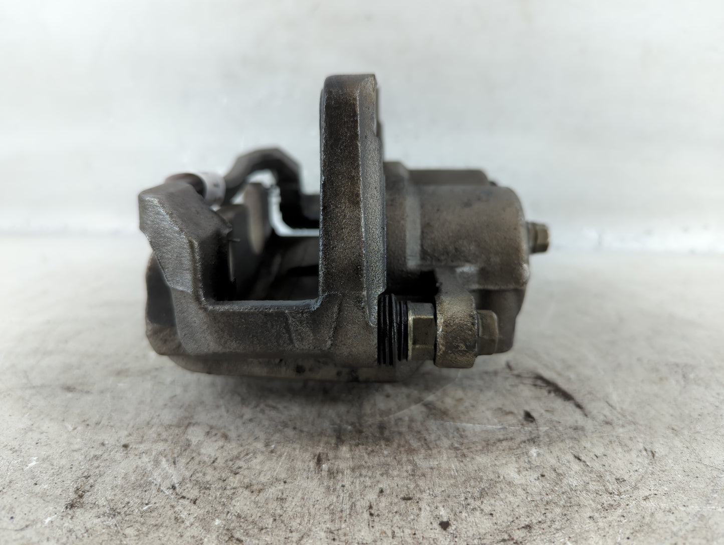 2020 Honda Odyssey Front Driver Left Brake Caliper - Oemusedautoparts1.com