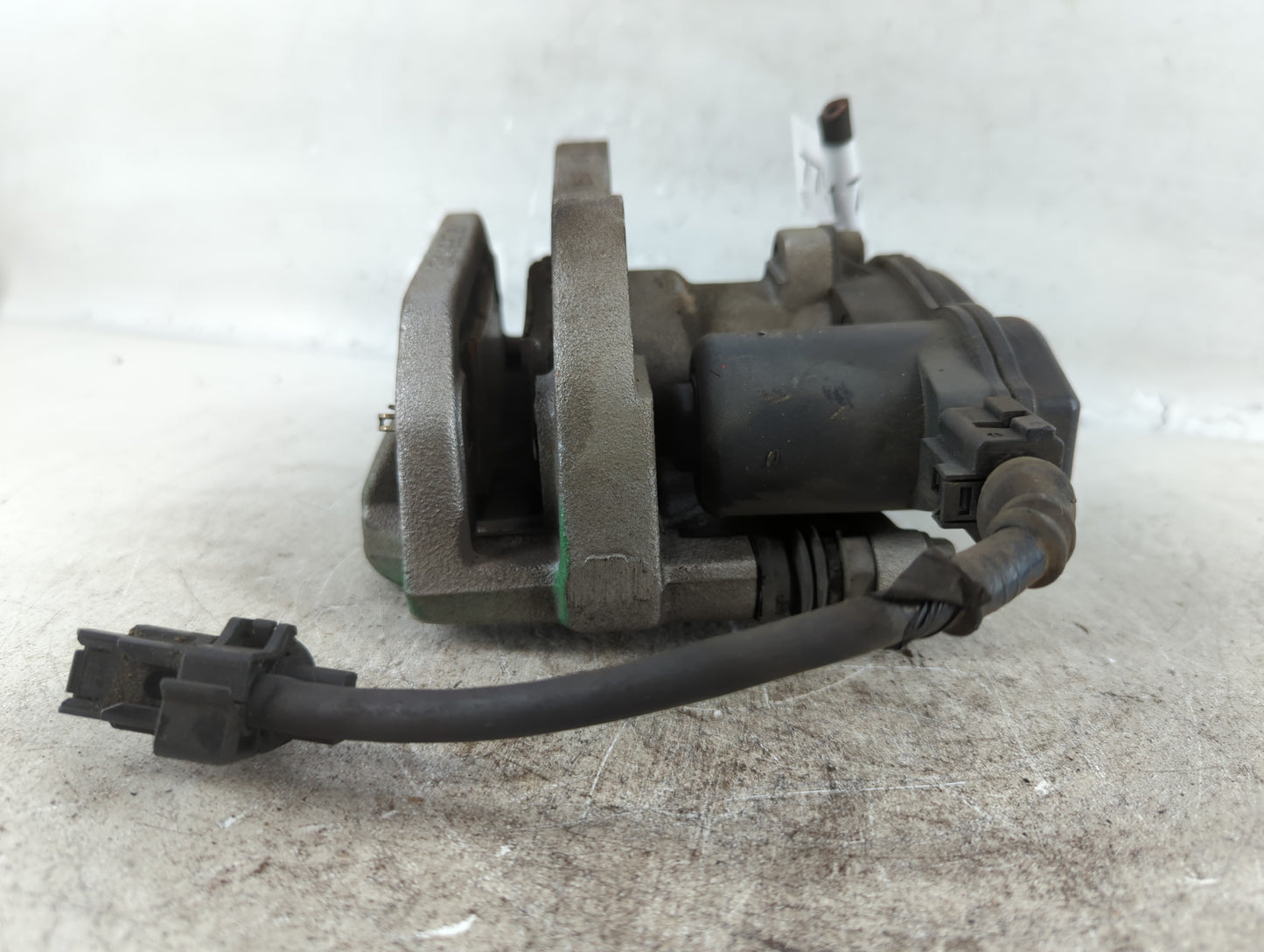 2020 Honda Odyssey Rear Driver Left Brake Caliper - Oemusedautoparts1.com