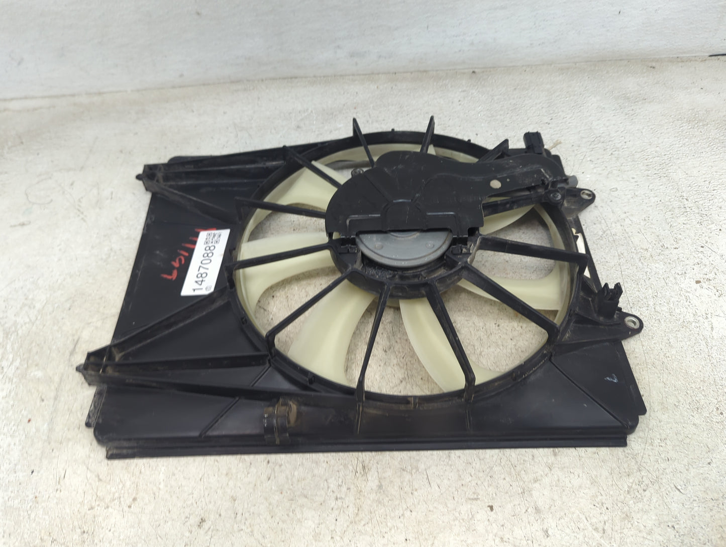 2019-2022 Honda Passport Electric Radiator Cooling Fan Motor Assembly P/N:RAD2A19020309090009 Fits OEM Used Auto Parts - Oem