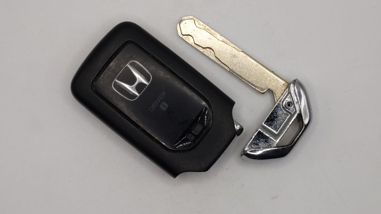 Honda Passport Keyless Entry Remote Fob Kr5t44 Driver1  A2c18218201 5 Buttons - Oemusedautoparts1.com