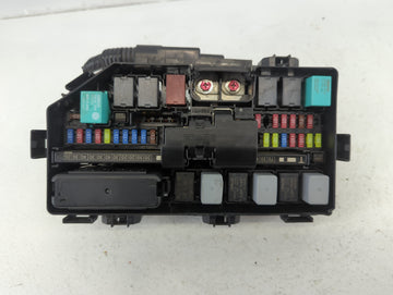 2020 Honda Passport Fusebox Fuse Box Panel Relay Module P/N:TG7 A010 A0 350RD0SG0C Fits OEM Used Auto Parts - Oemusedautopar
