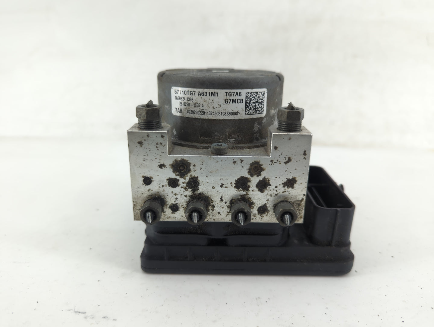 2019-2020 Honda Pilot ABS Pump Control Module Replacement P/N:57110TG7 Fits Fits 2019 2020 OEM Used Auto Parts - Oemusedauto