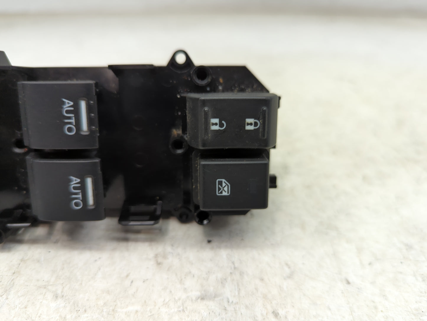 2019-2022 Honda Pilot Master Power Window Switch Replacement Driver Side Left Fits Fits 2019 2020 2021 2022 OEM Used Auto Pa