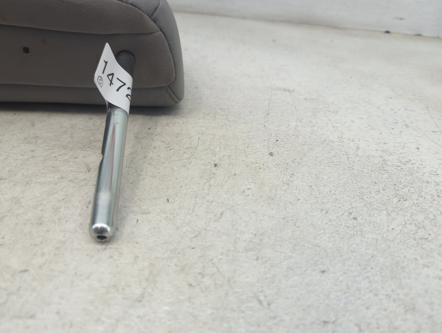 2020 Honda Pilot Headrest Head Rest Front Driver Seat Gray - Oemusedautoparts1.com