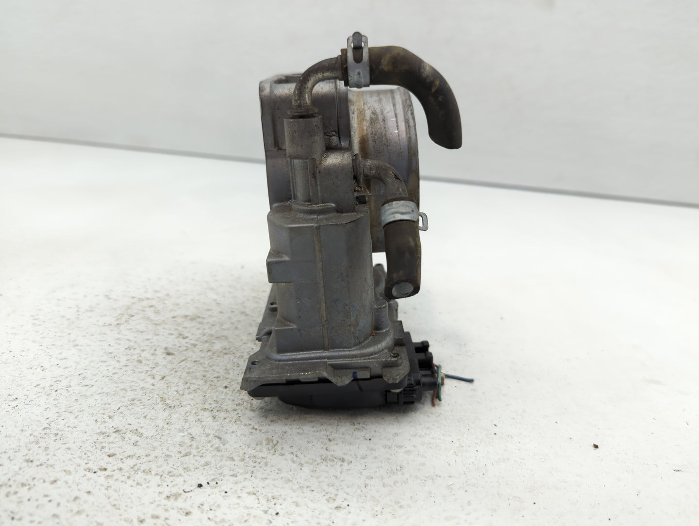 2016-2021 Honda Pilot Throttle Body P/N:U34297537670 Fits Fits 2016 2017 2018 2019 2020 2021 OEM Used Auto Parts - Oemusedau