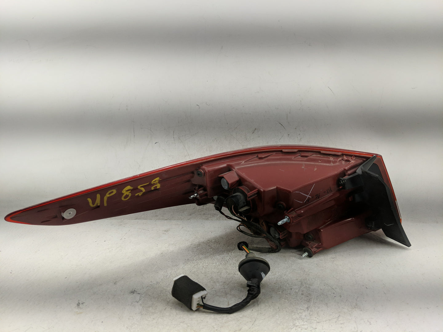 2018-2022 Hyundai Accent Tail Light Assembly Passenger Right OEM P/N:R1YS102 Fits Fits 2018 2019 2020 2021 2022 OEM Used Aut