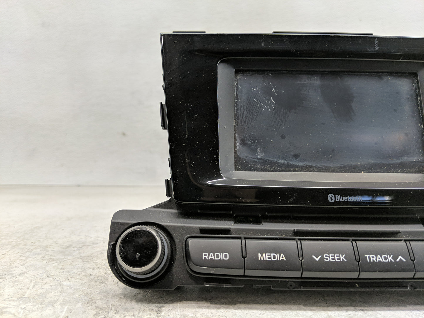 2018-2022 Hyundai Accent Radio AM FM Cd Player Receiver Replacement P/N:96180-J0060URD Fits Fits 2018 2019 2020 2021 2022 OE