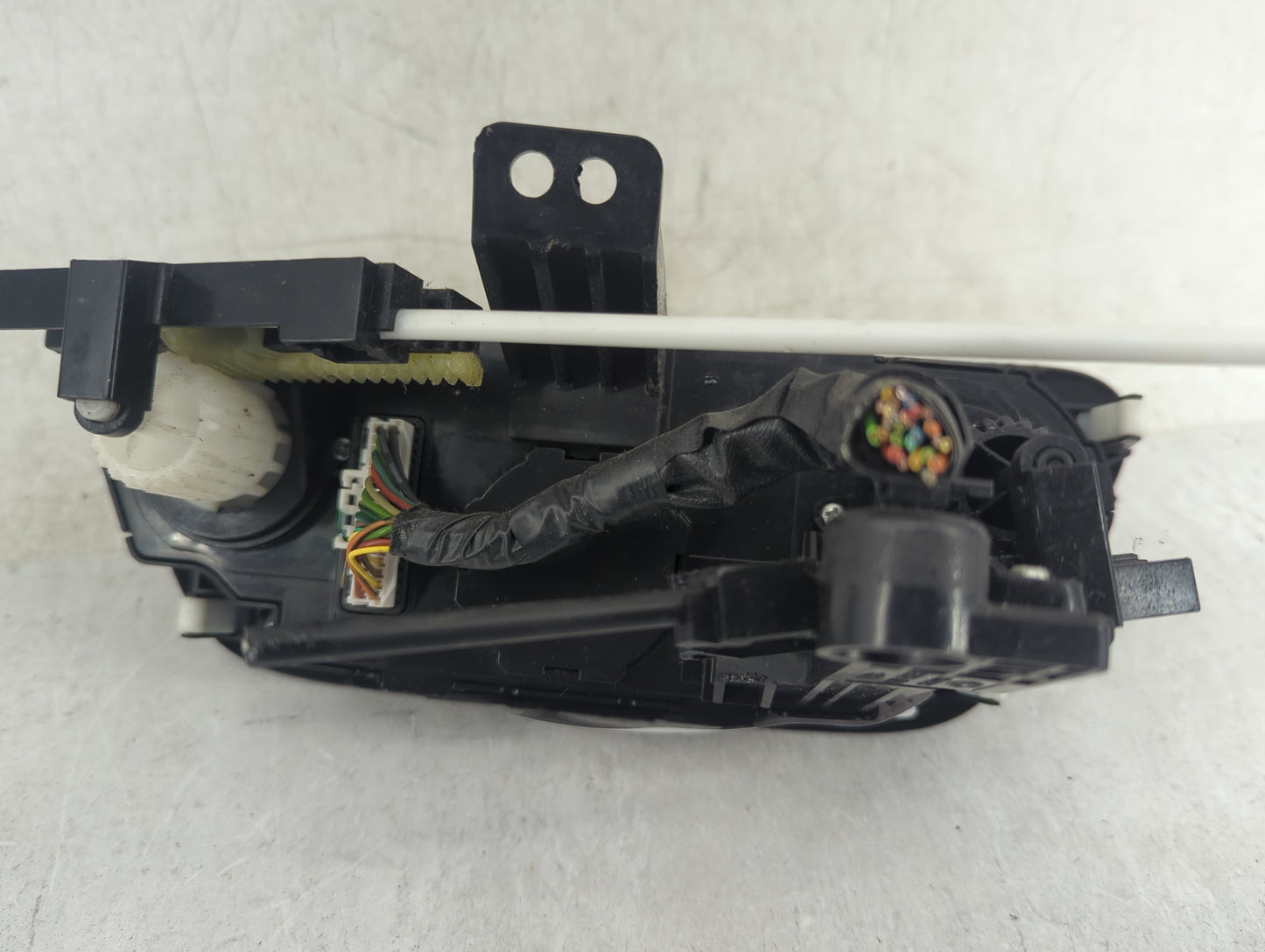 2018-2022 Hyundai Accent Climate Control Module Temperature AC/Heater Replacement P/N:97250J0001RDR Fits OEM Used Auto Parts