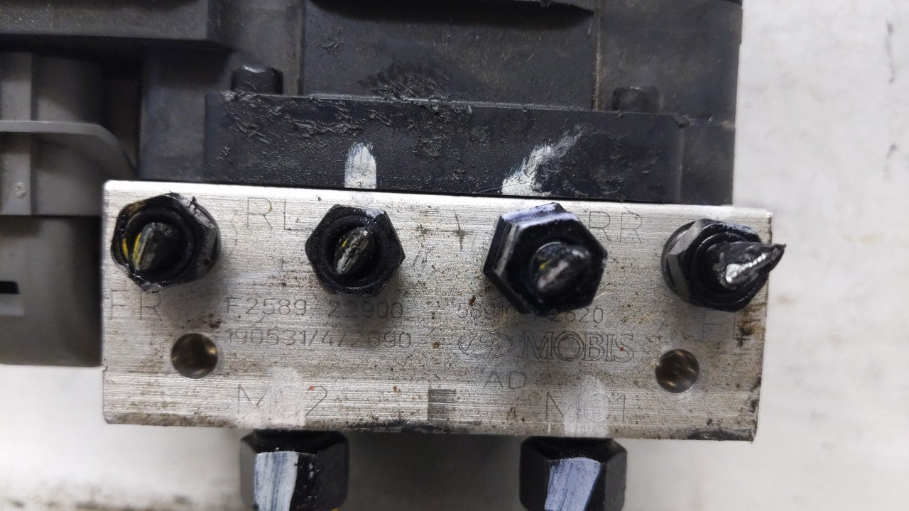 2020 Hyundai Elantra ABS Pump Control Module Replacement P/N:F2589-32900 Fits OEM Used Auto Parts - Oemusedautoparts1.com