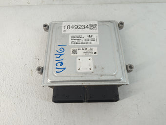 compare product 2020 Hyundai Elantra PCM Engine Control Computer ECU ECM PCU OEM P/N:39173-2EFK5 39172-2EFK5 Fits OEM Used Auto Parts