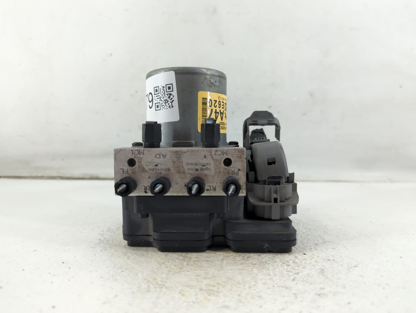 2019-2020 Hyundai Elantra ABS Pump Control Module Replacement P/N:58900-F2620 Fits Fits 2019 2020 OEM Used Auto Parts - Oemu