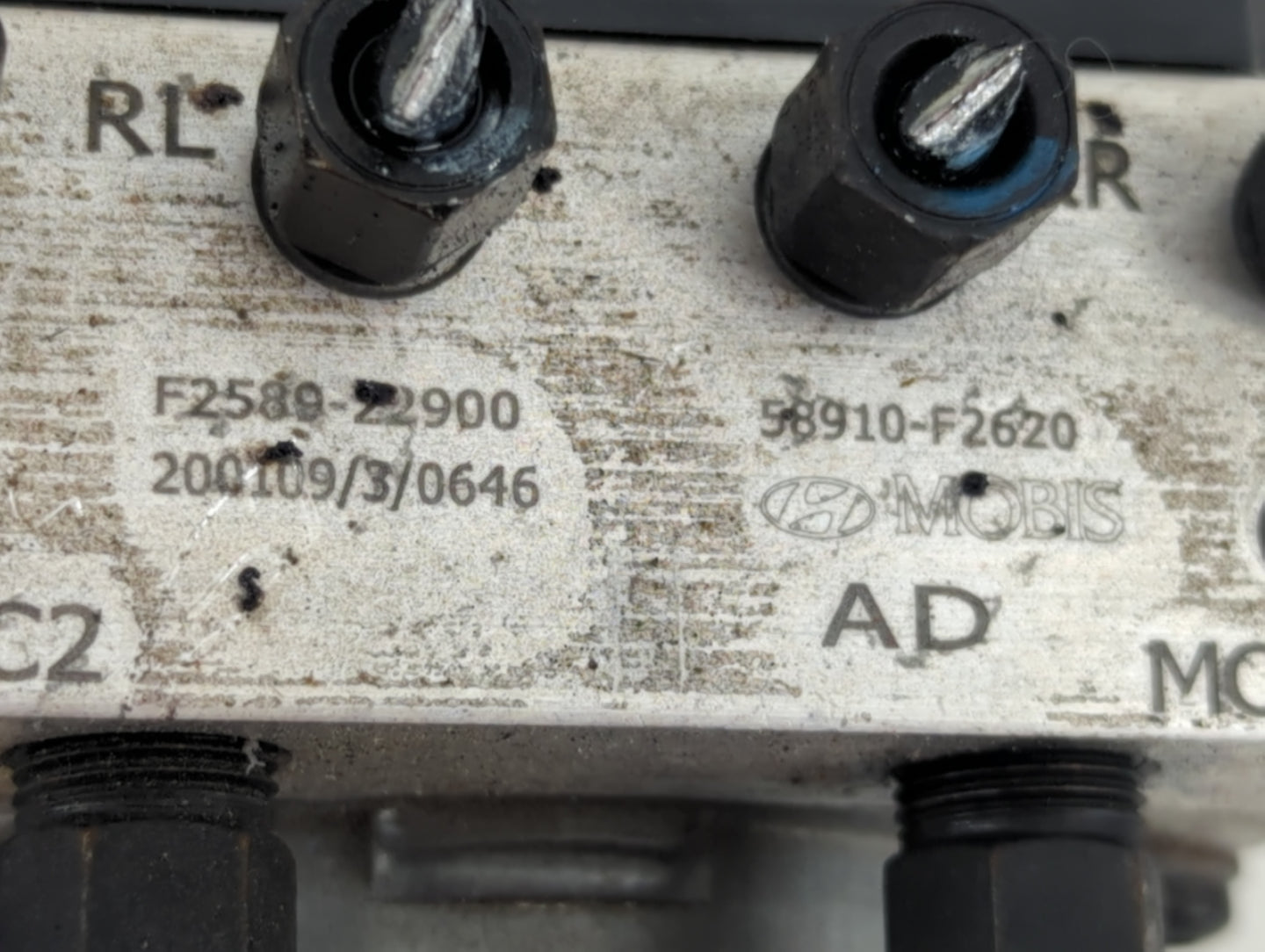 2019-2020 Hyundai Elantra ABS Pump Control Module Replacement P/N:58900-F2620 Fits Fits 2019 2020 OEM Used Auto Parts - Oemu