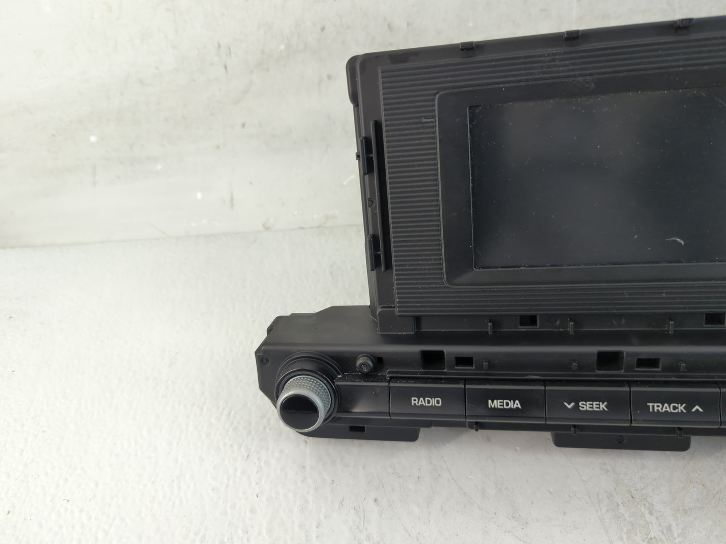 2019-2020 Hyundai Elantra Radio AM FM Cd Player Receiver Replacement P/N:96180F2UA0SSH Fits Fits 2019 2020 OEM Used Auto Par