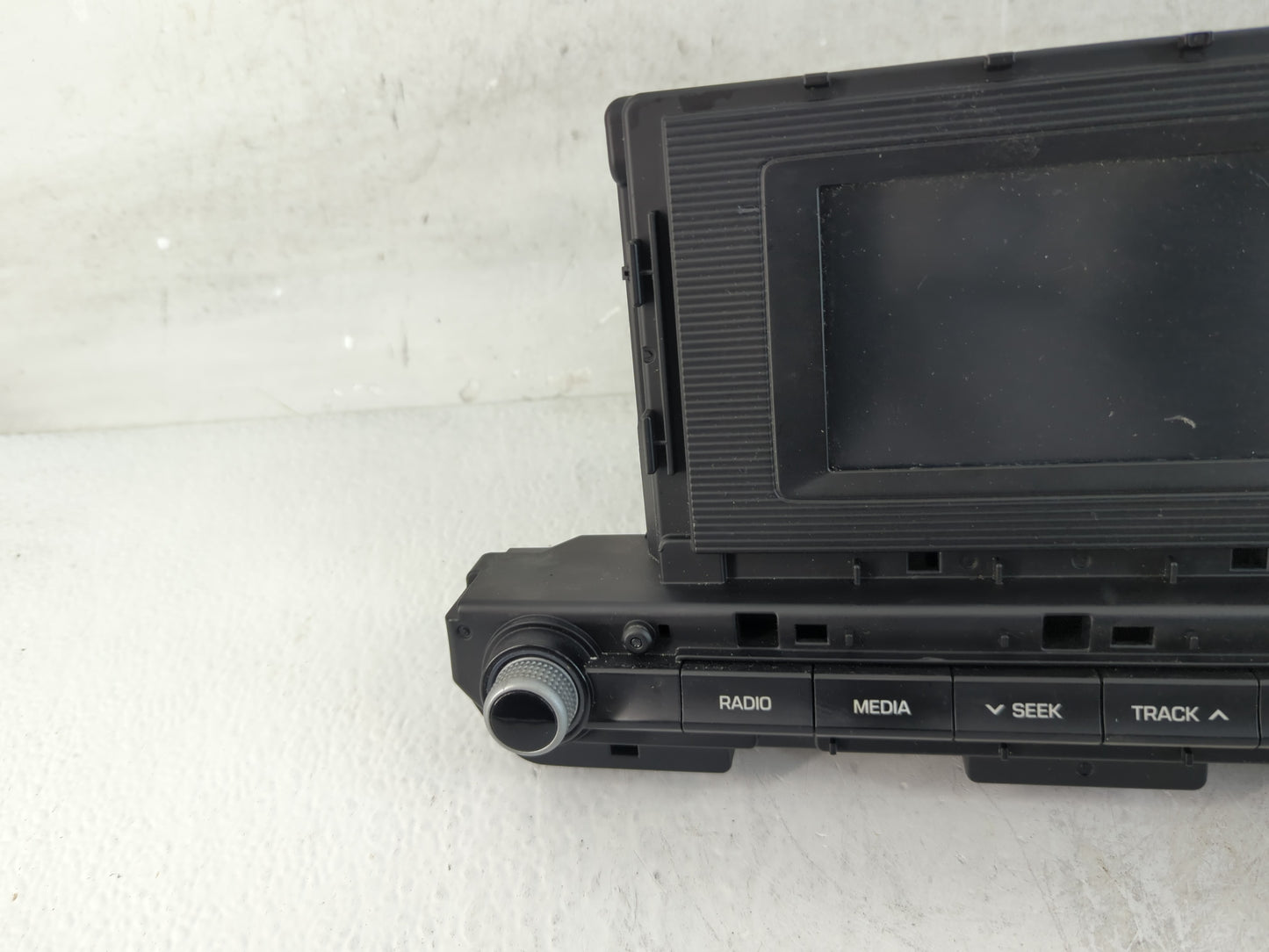 2019-2020 Hyundai Elantra Radio AM FM Cd Player Receiver Replacement P/N:96180F2UA0SSH Fits Fits 2019 2020 OEM Used Auto Par