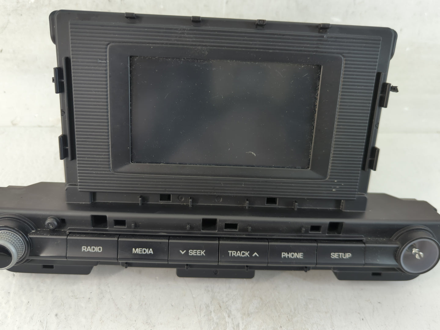 2019-2020 Hyundai Elantra Radio AM FM Cd Player Receiver Replacement P/N:96180F2UA0SSH Fits Fits 2019 2020 OEM Used Auto Par