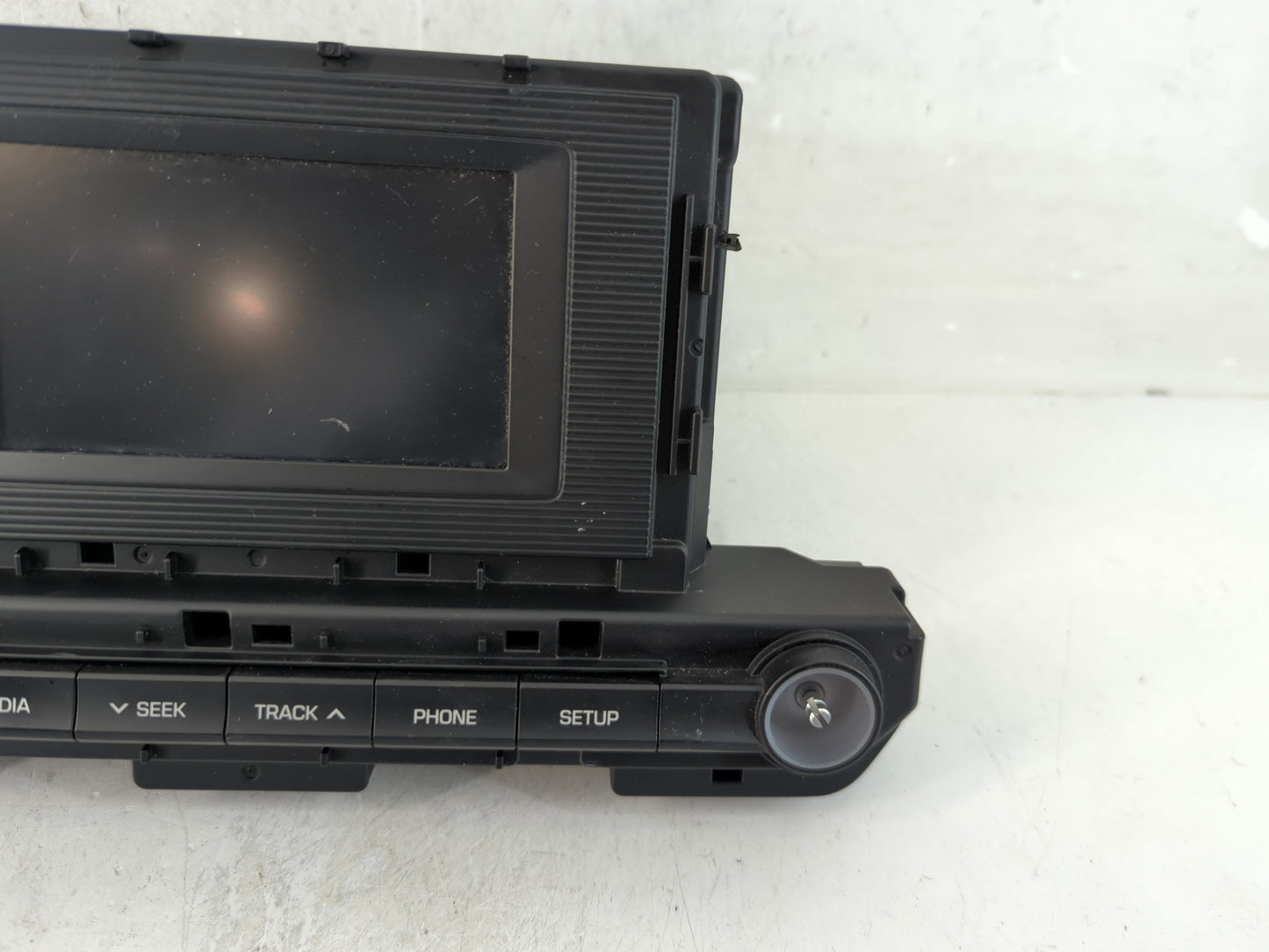 2019-2020 Hyundai Elantra Radio AM FM Cd Player Receiver Replacement P/N:96180F2UA0SSH Fits Fits 2019 2020 OEM Used Auto Par