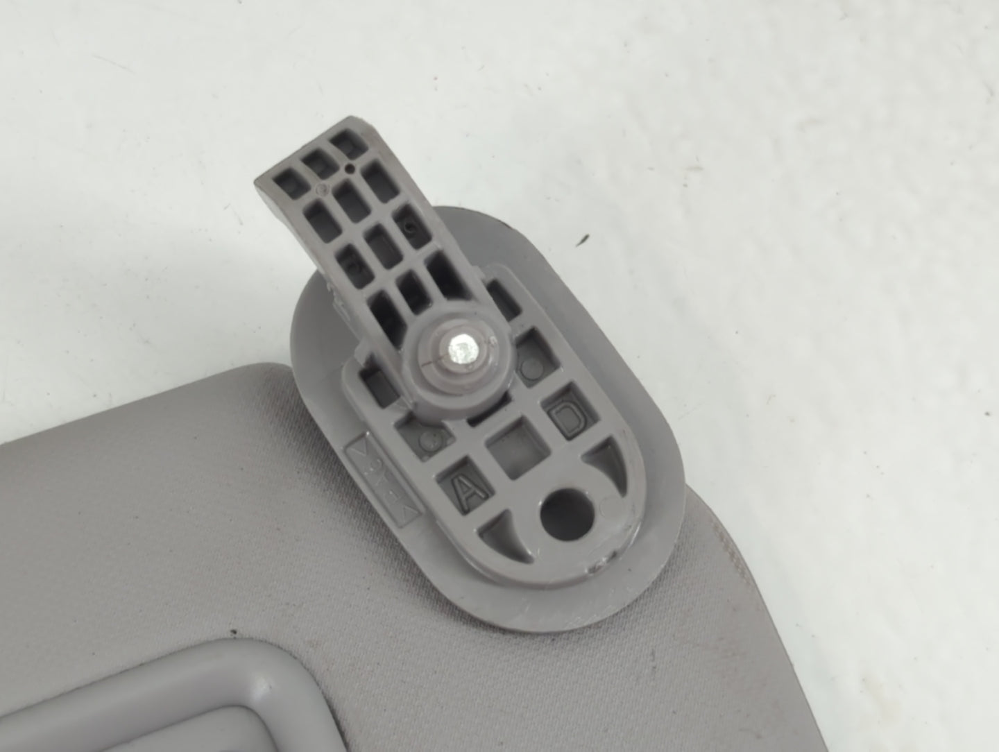 2017-2020 Hyundai Elantra Sun Visor Shade Replacement Passenger Right Mirror Fits Fits 2017 2018 2019 2020 OEM Used Auto Par