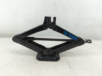 compare product 2020 Hyundai Elantra Spare Scissor Car Jack