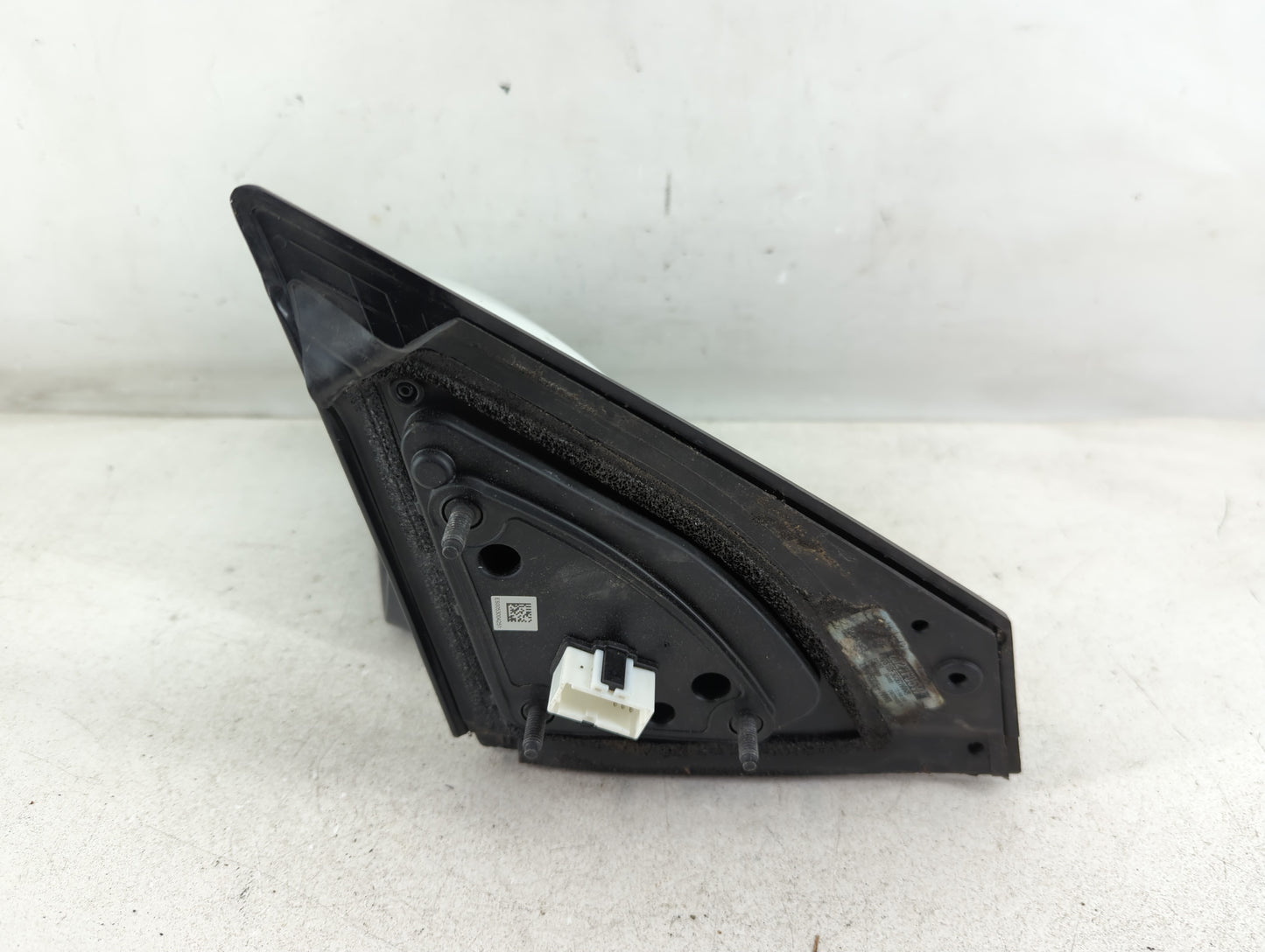2017-2020 Hyundai Elantra Driver Side View Mirror - Left Door Mirror OEM Used - Oemusedautoparts1.com