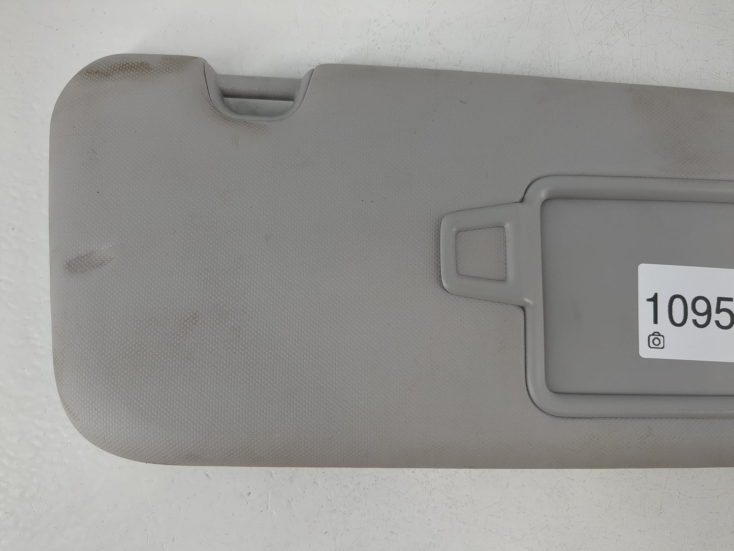 2017-2020 Hyundai Elantra Sun Visor Shade Replacement Passenger Right Mirror Fits Fits 2017 2018 2019 2020 OEM Used Auto Par
