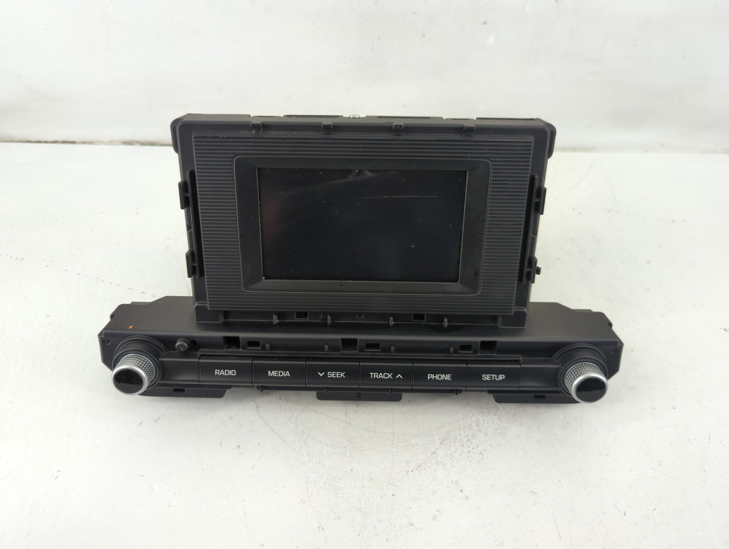 2019-2020 Hyundai Elantra Radio AM FM Cd Player Receiver Replacement P/N:96180F2UASSH Fits Fits 2019 2020 OEM Used Auto Part