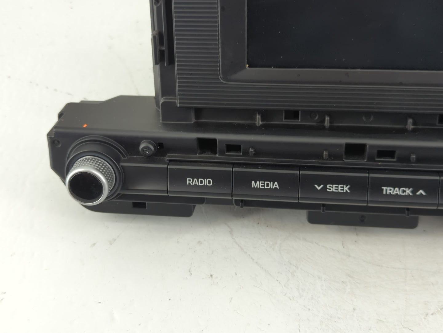 2019-2020 Hyundai Elantra Radio AM FM Cd Player Receiver Replacement P/N:96180F2UASSH Fits Fits 2019 2020 OEM Used Auto Part