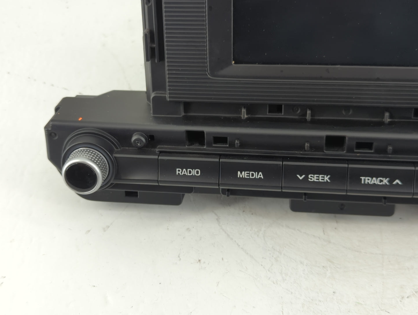 2019-2020 Hyundai Elantra Radio AM FM Cd Player Receiver Replacement P/N:96180F2UASSH Fits Fits 2019 2020 OEM Used Auto Part