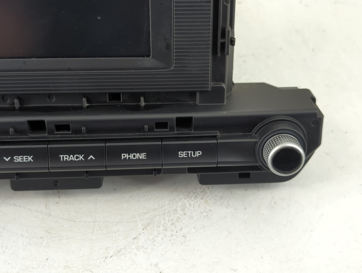 2019-2020 Hyundai Elantra Radio AM FM Cd Player Receiver Replacement P/N:96180F2UASSH Fits Fits 2019 2020 OEM Used Auto Part