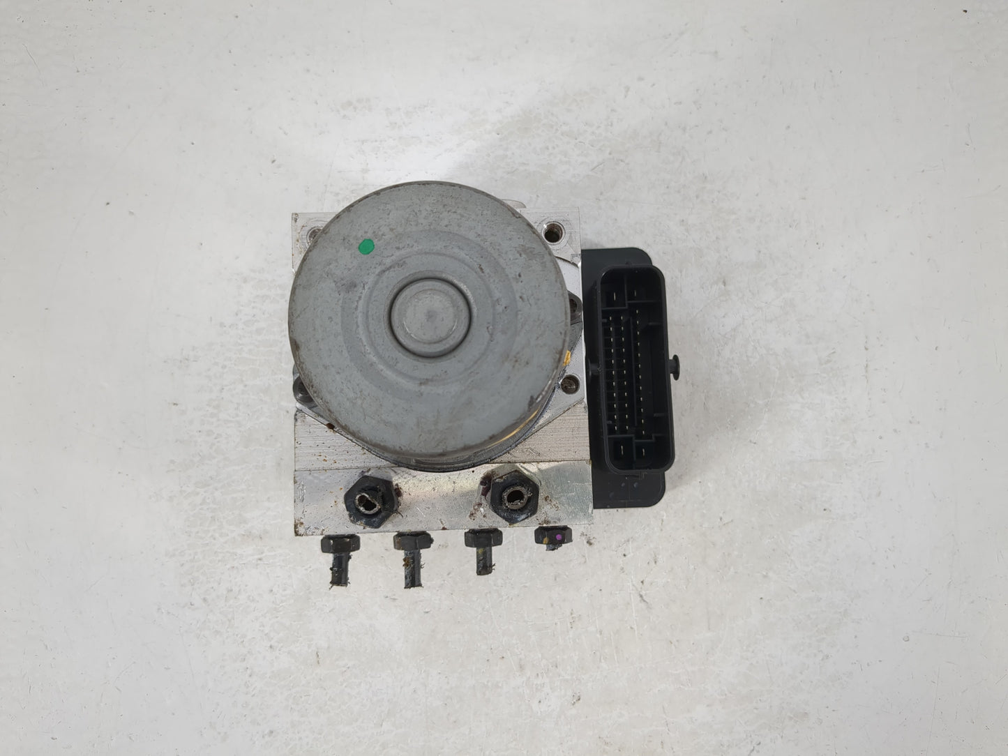 2019-2020 Hyundai Elantra ABS Pump Control Module Replacement P/N:58910 F2620 Fits Fits 2019 2020 OEM Used Auto Parts - Oemu