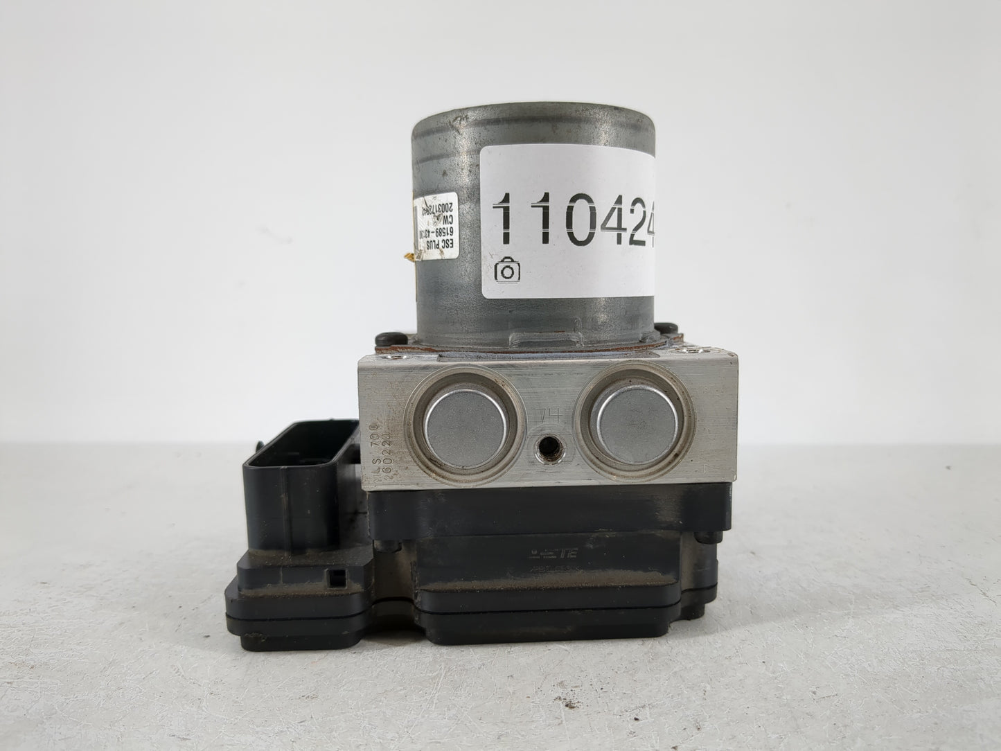 2019-2020 Hyundai Elantra ABS Pump Control Module Replacement P/N:58910 F2620 Fits Fits 2019 2020 OEM Used Auto Parts - Oemu