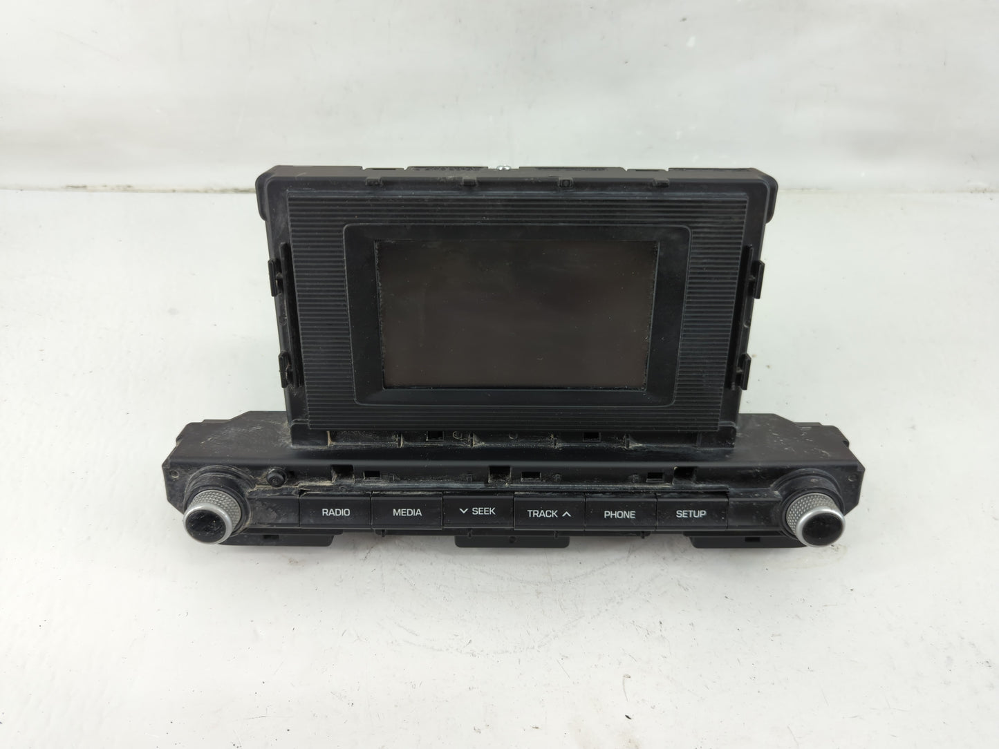 2019-2020 Hyundai Elantra Radio AM FM Cd Player Receiver Replacement P/N:96180F2UA0SSH Fits Fits 2019 2020 OEM Used Auto Par