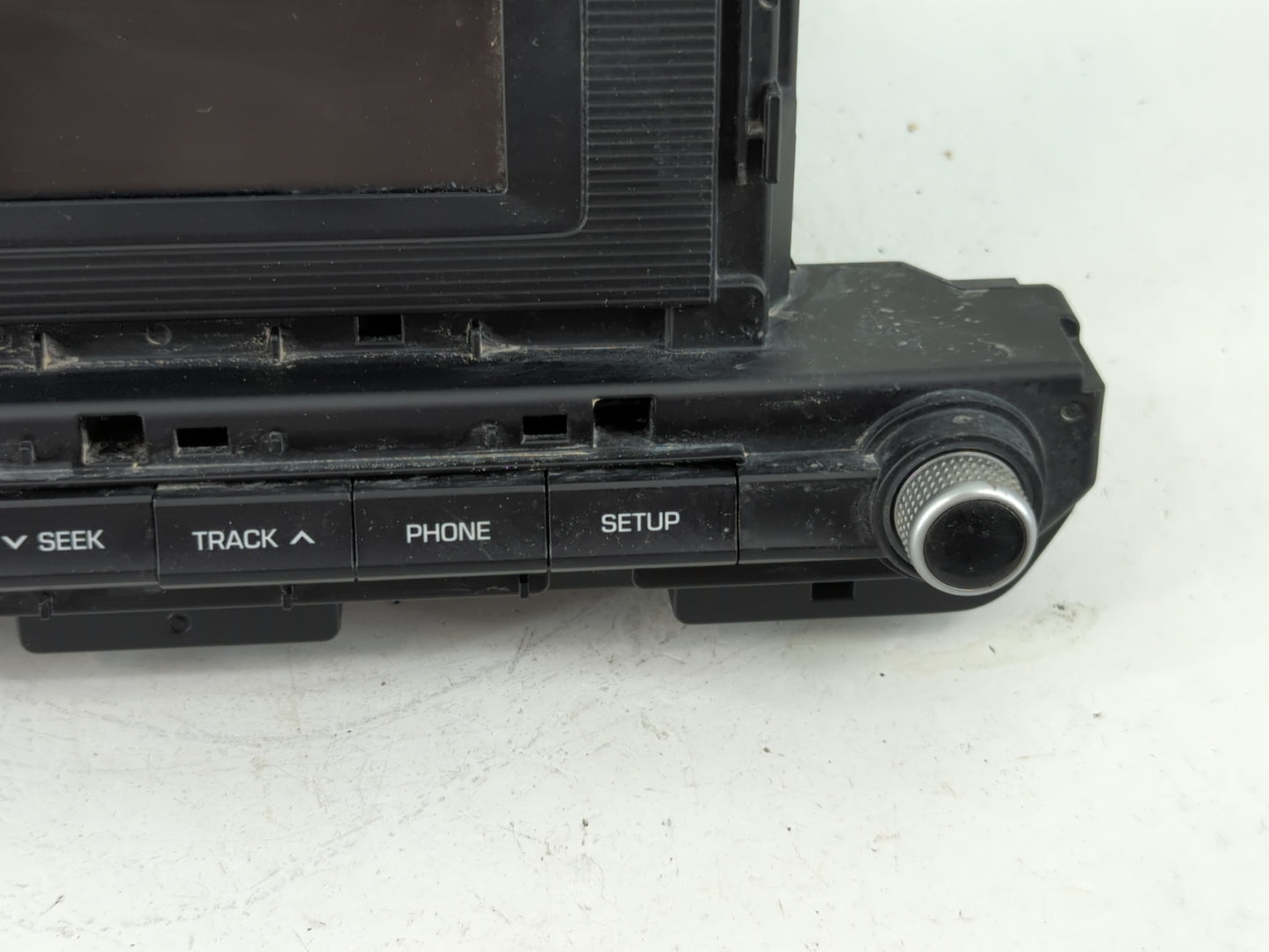 2019-2020 Hyundai Elantra Radio AM FM Cd Player Receiver Replacement P/N:96180F2UA0SSH Fits Fits 2019 2020 OEM Used Auto Par