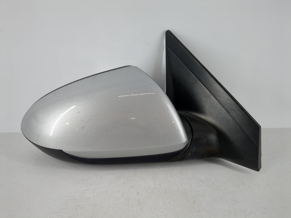 2017-2020 Hyundai Elantra Passenger Side View Mirror - Right Door Mirror OEM Used - Oemusedautoparts1.com