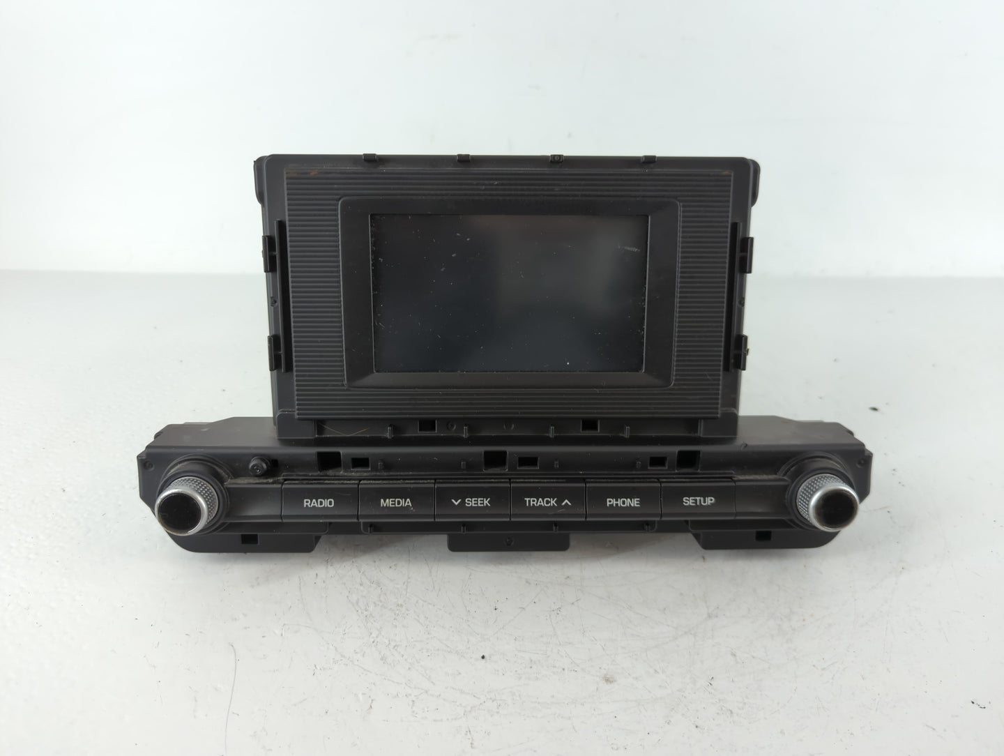 2019-2020 Hyundai Elantra Radio AM FM Cd Player Receiver Replacement P/N:96180F2UA0SSH Fits Fits 2019 2020 OEM Used Auto Par