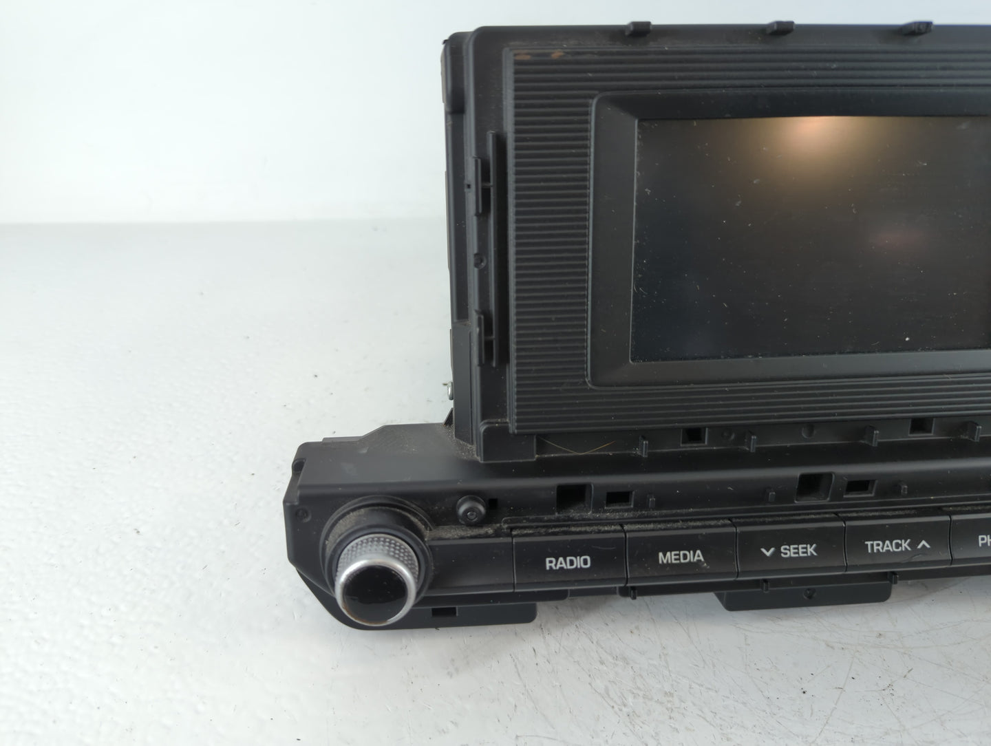 2019-2020 Hyundai Elantra Radio AM FM Cd Player Receiver Replacement P/N:96180F2UA0SSH Fits Fits 2019 2020 OEM Used Auto Par