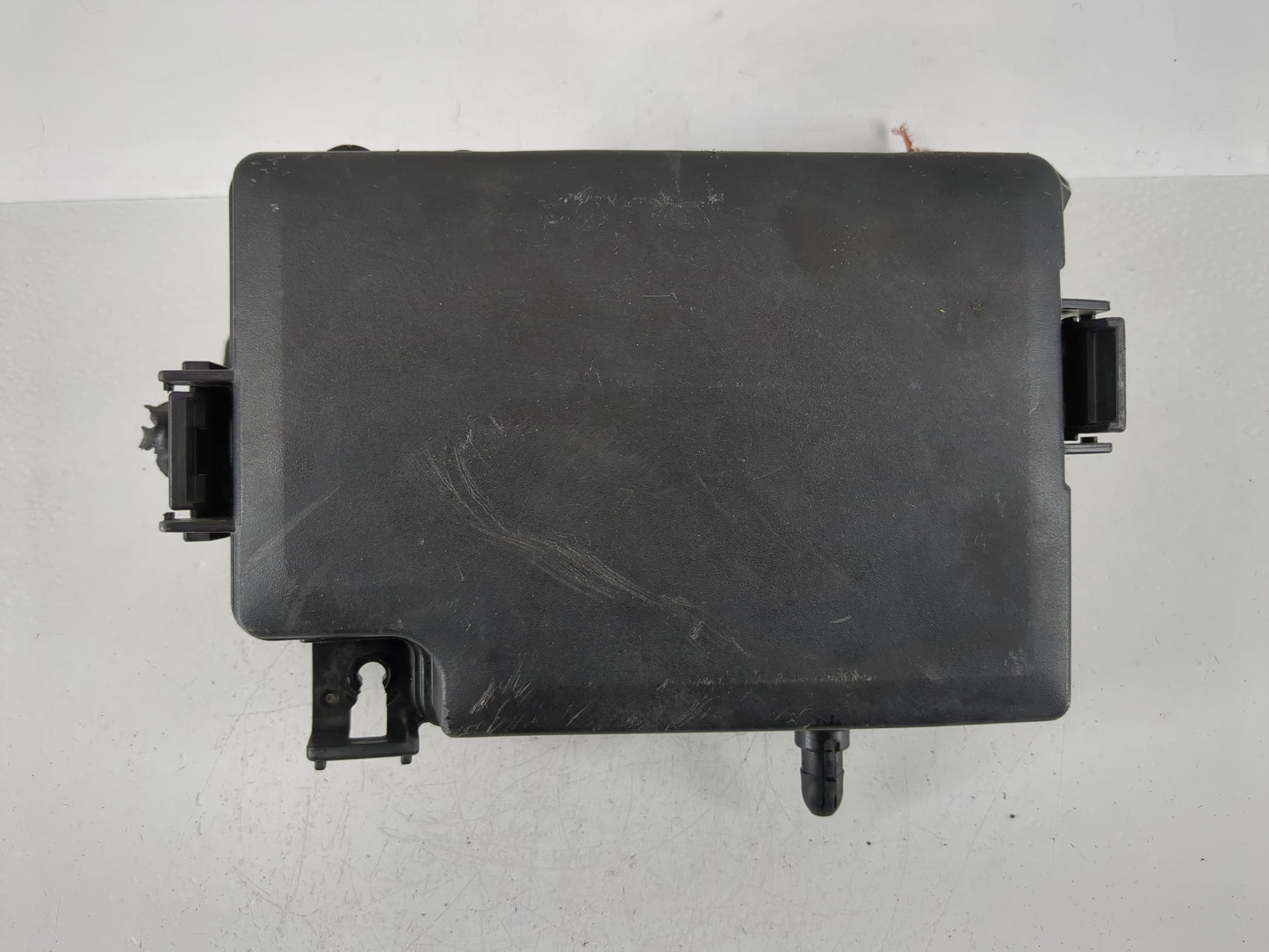 2019-2020 Hyundai Elantra Fusebox Fuse Box Panel Relay Module P/N:91956-F2025 Fits Fits 2019 2020 OEM Used Auto Parts - Oemu