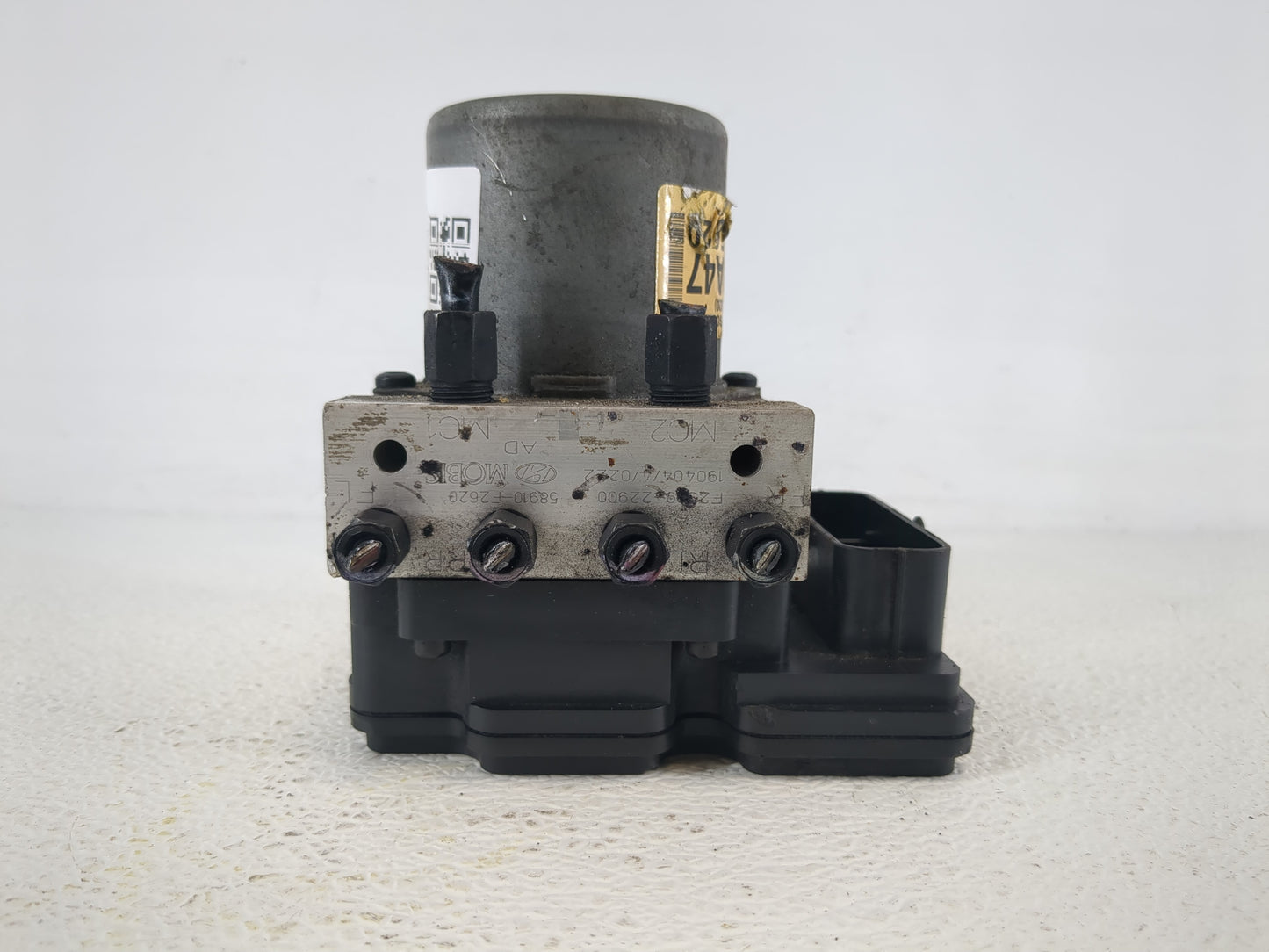 2019-2020 Hyundai Elantra ABS Pump Control Module Replacement P/N:58910-F2620 Fits Fits 2019 2020 OEM Used Auto Parts - Oemu