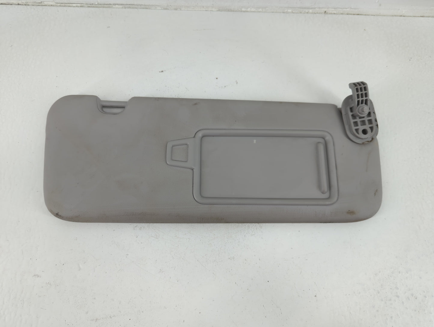 2017-2020 Hyundai Elantra Sun Visor Shade Replacement Driver Left Mirror Fits Fits 2017 2018 2019 2020 OEM Used Auto Parts -