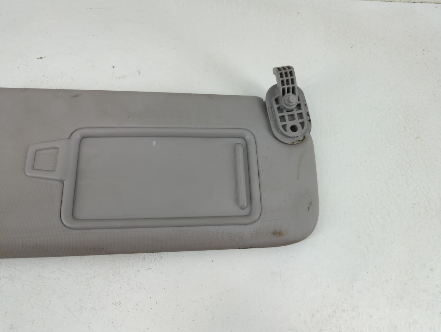2017-2020 Hyundai Elantra Sun Visor Shade Replacement Driver Left Mirror Fits Fits 2017 2018 2019 2020 OEM Used Auto Parts -