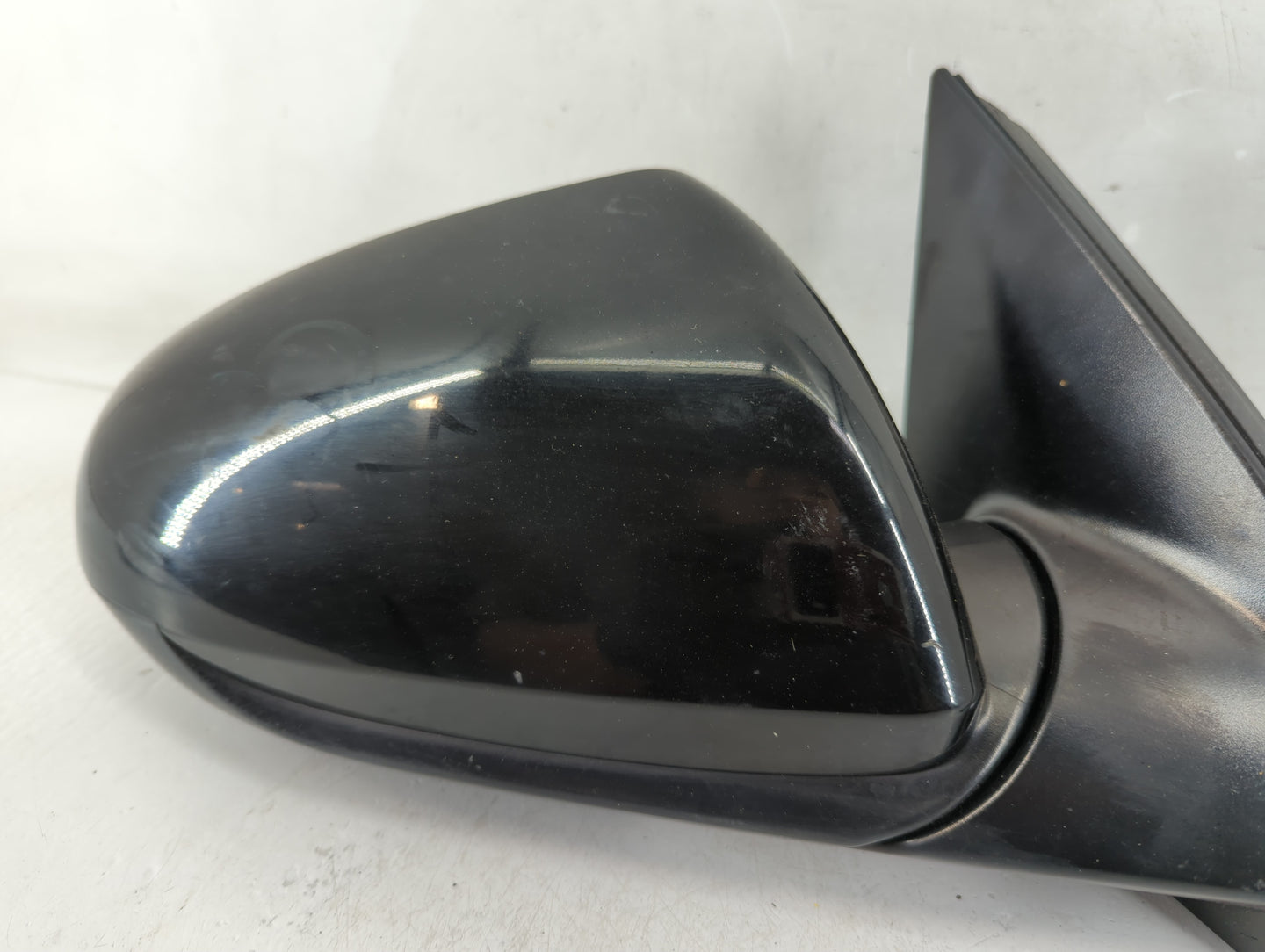 2018-2020 Hyundai Elantra Passenger Side View Mirror - Right Door Mirror OEM Used - Oemusedautoparts1.com