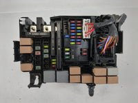 2019-2020 Hyundai Elantra Fusebox Fuse Box Panel Relay Module P/N:91260 F2160 91956-F2025 Fits Fits 2019 2020 OEM Used Auto 