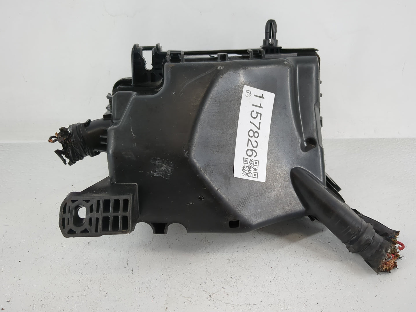 2019-2020 Hyundai Elantra Fusebox Fuse Box Panel Relay Module P/N:91260 F2160 91956-F2025 Fits Fits 2019 2020 OEM Used Auto 