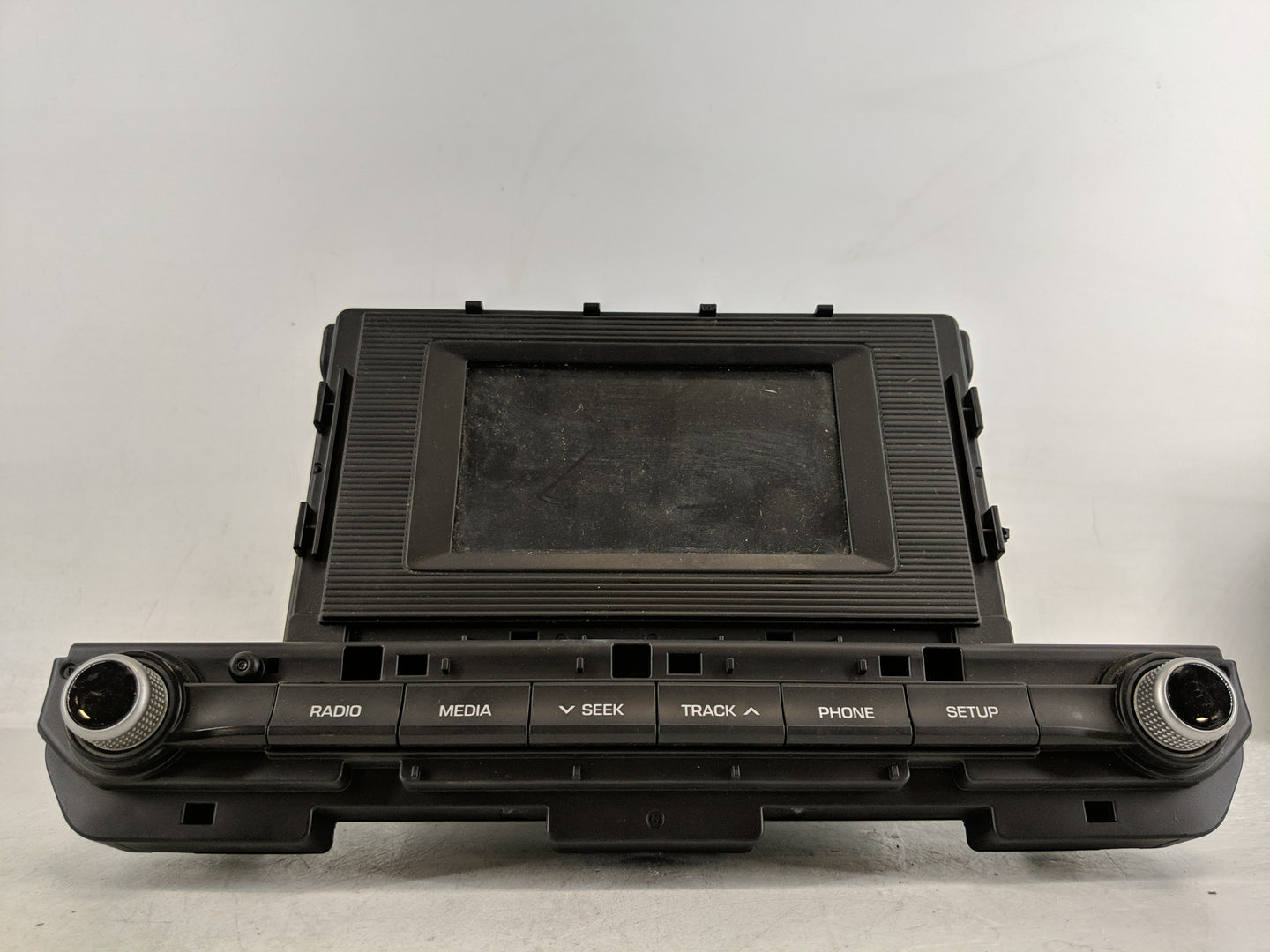 2019-2020 Hyundai Elantra Radio AM FM Cd Player Receiver Replacement P/N:96180F2UA0SSH Fits Fits 2019 2020 OEM Used Auto Par